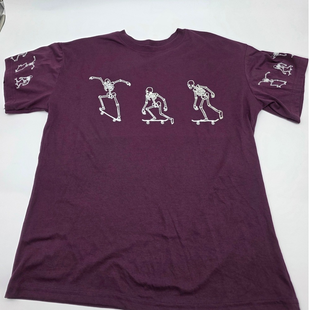 NWT Weekend Warrior T-Shirt Men L Purple Skeleton Skateboard Graphic Tee #Grunge